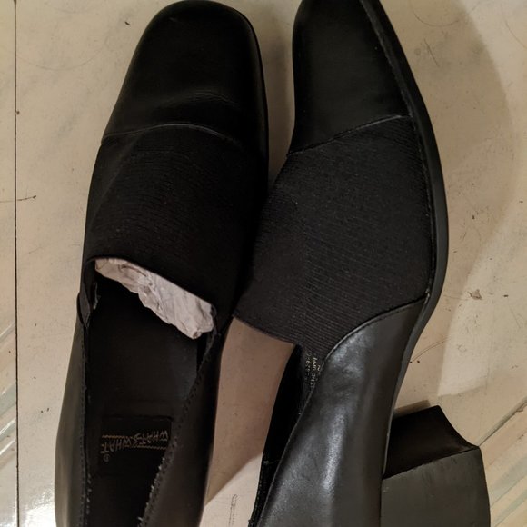VTG Black Wedge Pumps - Picture 2 of 5